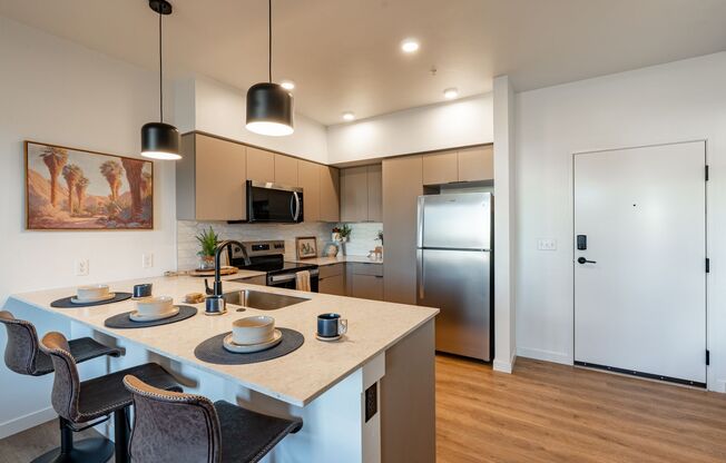2 beds, 2 baths, 1,035 sqft, $1,995, Unit 21113 - 225