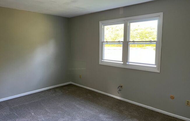 2 beds, 1 bath, 1,056 sqft, $1,195, Unit 8-F