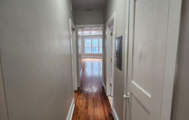 2 beds, 1 bath, 1,200 sqft, $2,095, Unit 1408