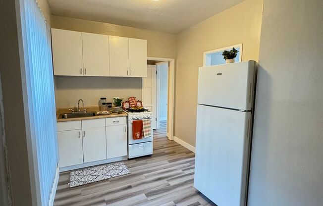 1 bed, 1 bath, 481 sqft, $2,095, Unit 18