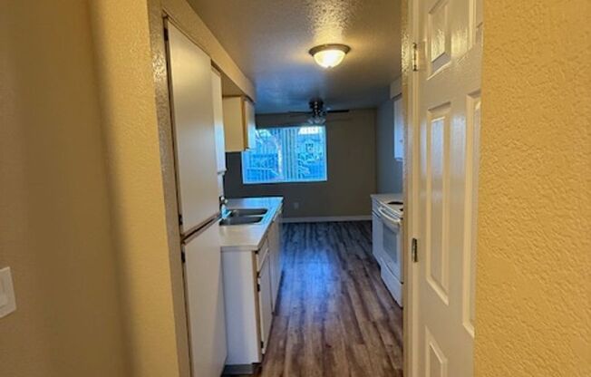2 beds, 1 bath, 986 sqft, $1,599, Unit 183-108