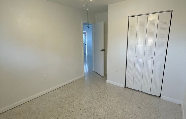2 beds, 1 bath, 832 sqft, $2,200, Unit #18