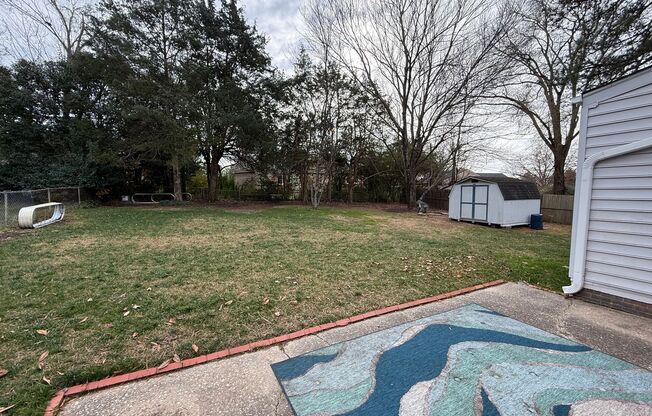 Three Bedroom Two Bath Home in Ridgeview/Parham & Ridge Area. Available in December!