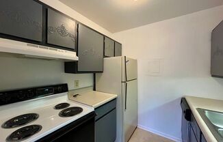 1 bed, 1 bath, 500 sqft, $650, Unit #15