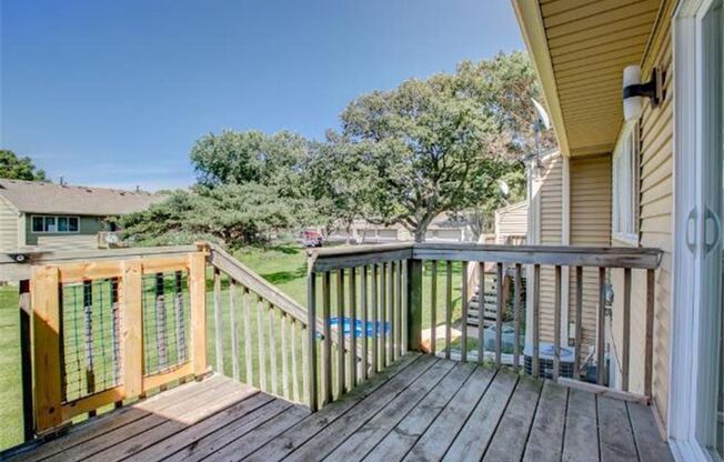Updated Townhome in Coon Rapids!!  3bed/2bath