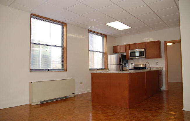 2 beds, 1 bath, 900 sqft, $2,650, Unit 620-402