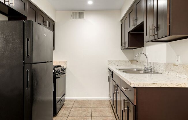 Welcome to Topanga Terrace Apartments