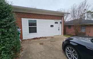 2115 Glenwood Ln.