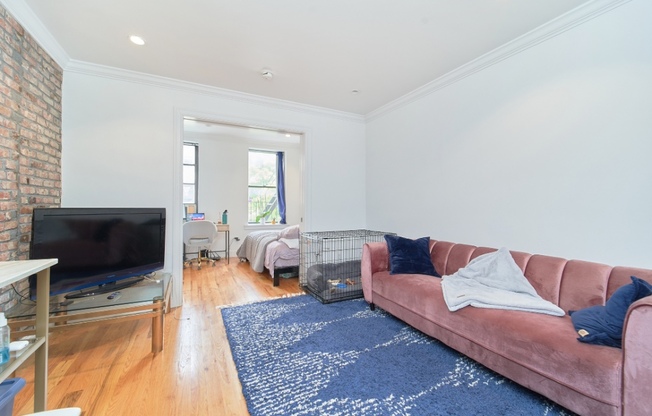 310 E 83rd St #5C