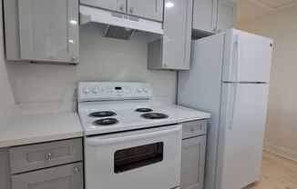 2 beds, 1 bath, 800 sqft, $1,495, Unit 3619 Cecil St.