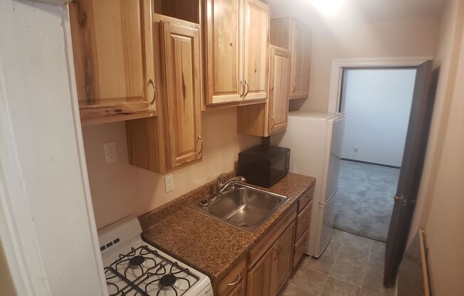 1 Bedroom 1 Bath Upstairs Apartment