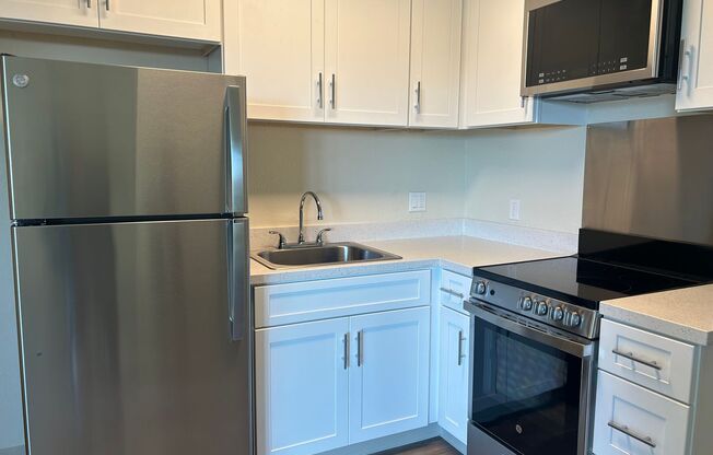 Studio, 1 bath, 500 sqft, $1,613, Unit Unit 219