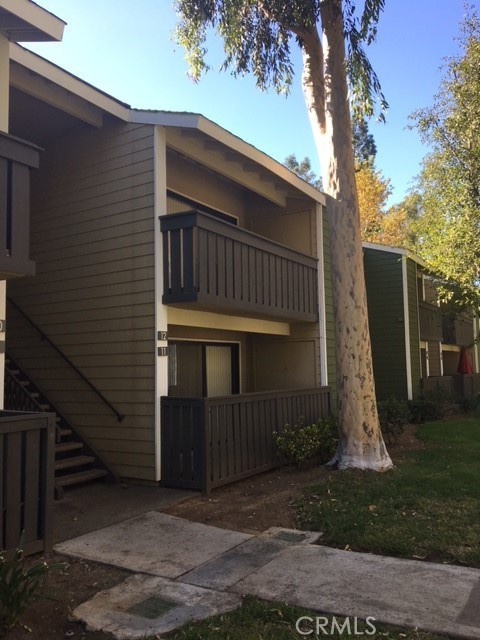 3535 BANBURY DR