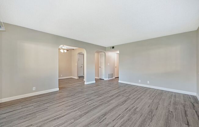 2 beds, 2 baths, 950 sqft, $1,600, Unit 85