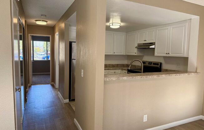 2 beds, 2 baths, 920 sqft, $2,495