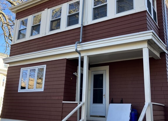 17 STOUGHTON