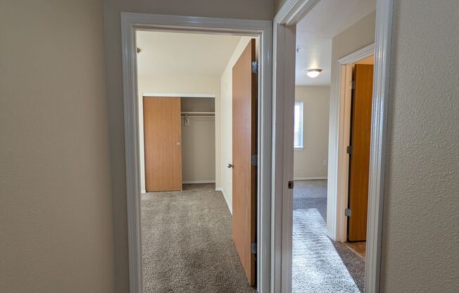 2 beds, 2 baths, 994 sqft, $1,432, Unit A101