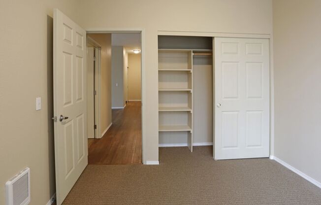 2 beds, 1 bath, 1,000 sqft, $1,950, Unit 218