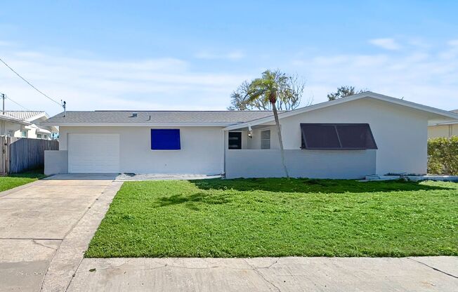 Amazing Indian Rocks Beach Waterfront Rental – Dock, Boat Lift & Garage! 3bed | 2bath