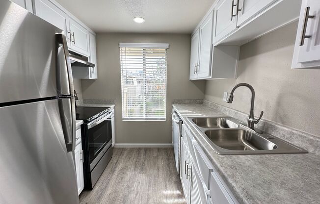 2 beds, 2 baths, 994 sqft, $1,780, Unit 209B