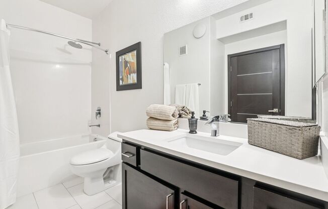 2 beds, 2 baths, 1,219 sqft, $1,620, Unit 1025