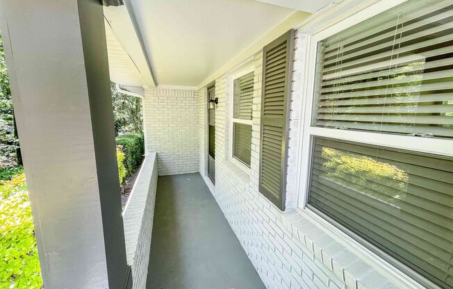 Renovated 3BR Brick Ranch - East Cobb