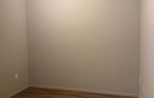 1 bed, 1 bath, 729 sqft, $1,225, Unit 403