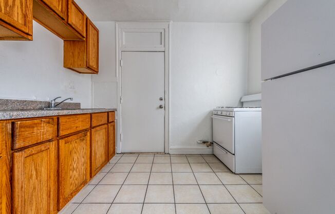 7145 S Indiana