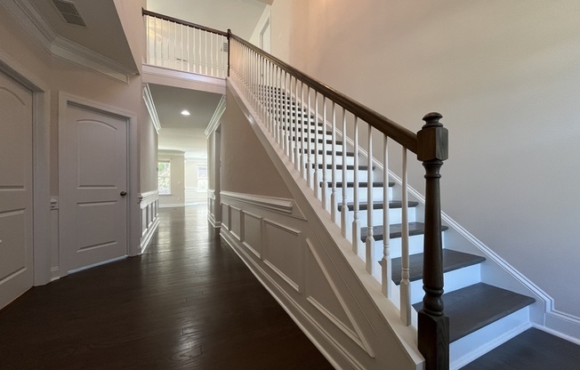 17027 CHALLORY GLN WAY