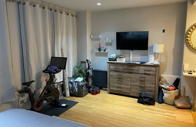 Studio, 1 bath, $3,100, Unit 3G