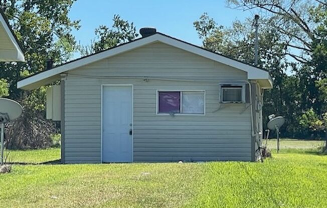1B/1B Home Available in Lake Charles