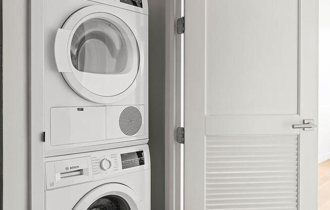 Studio, 1 bath, $3,500, Unit 508