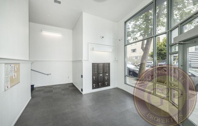 SoMa - 2 BR, 1 BA Condo 900 Sq. Ft. - 3D Virtual Tour, Parking Option