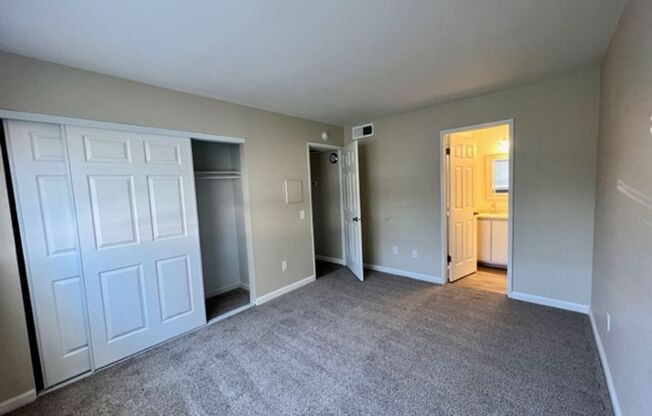 2 beds, 2 baths, 900 sqft, $1,695, Unit 69