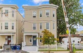 11 Harbor View St