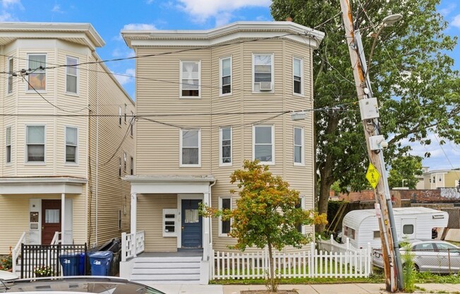 11 Harbor View St