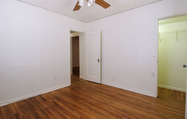 2 beds, 1 bath, $1,600