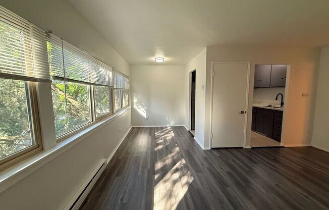 1 bed, 1 bath, 607 sqft, $1,695, Unit 603