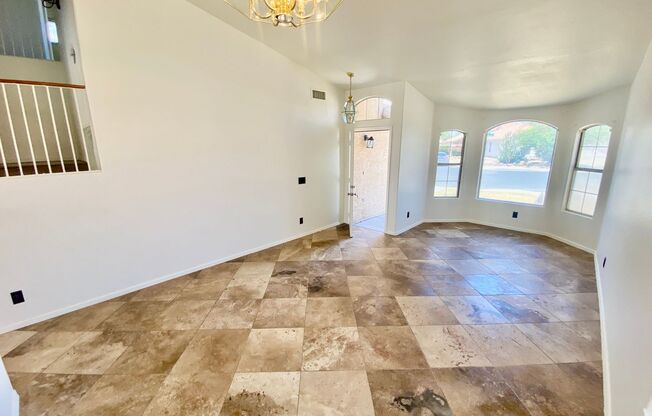 Spacious 4 Bedroom, 2.5 Bath in Avondale