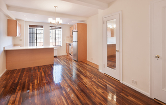 45 TUDOR CITY PL