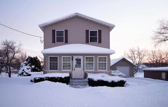 Single Family Home Available Now in Wittenberg WI!