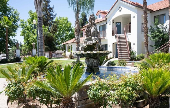 Spacious Courtyard at Dominion Courtyard Villas, Fresno, CA