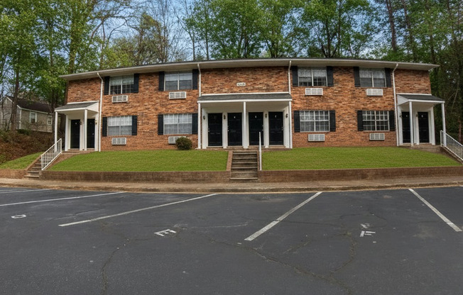 1 bed, 1 bath, 640 sqft, $1,075, Unit 1000F