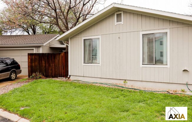 Cozy 2BD/1BA Home in Great Location!