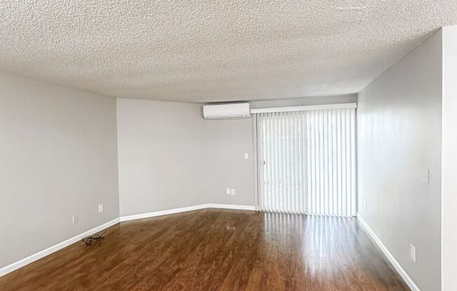 2 beds, 2 baths, 1,096 sqft, $1,575, Unit 1891C