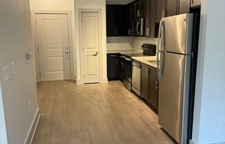 Studio, 1 bath, 560 sqft, $1,600, Unit Heritage East- Unit 205