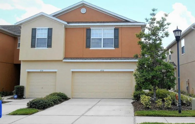Modern 2-Story Townhome in Turnstone Haven – Tampa, FL