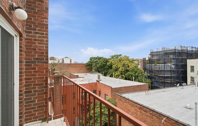 2 beds, 2 baths, $3,700, Unit PHC