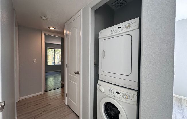 Updated 2 bed 2 bath Condo