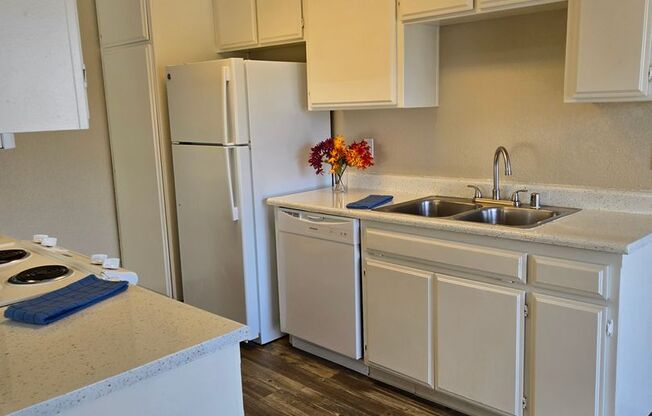 Heights Square 2-3 Bedroom 2 Bath